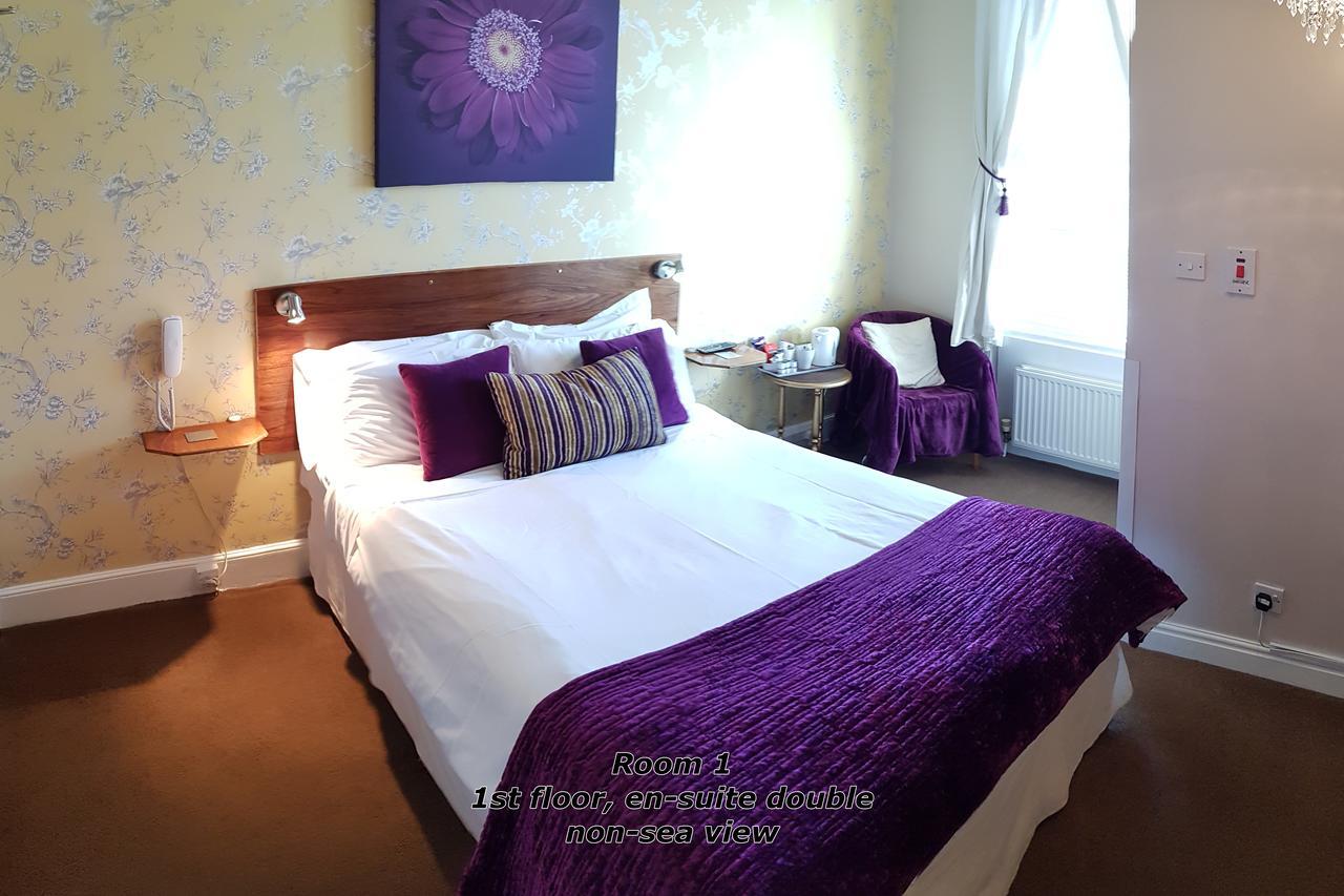 Rm 1 Double Room First Floor,236217369:JPEG