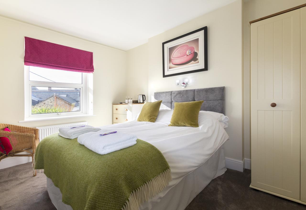 Standard Double Room,364285243:JPEG