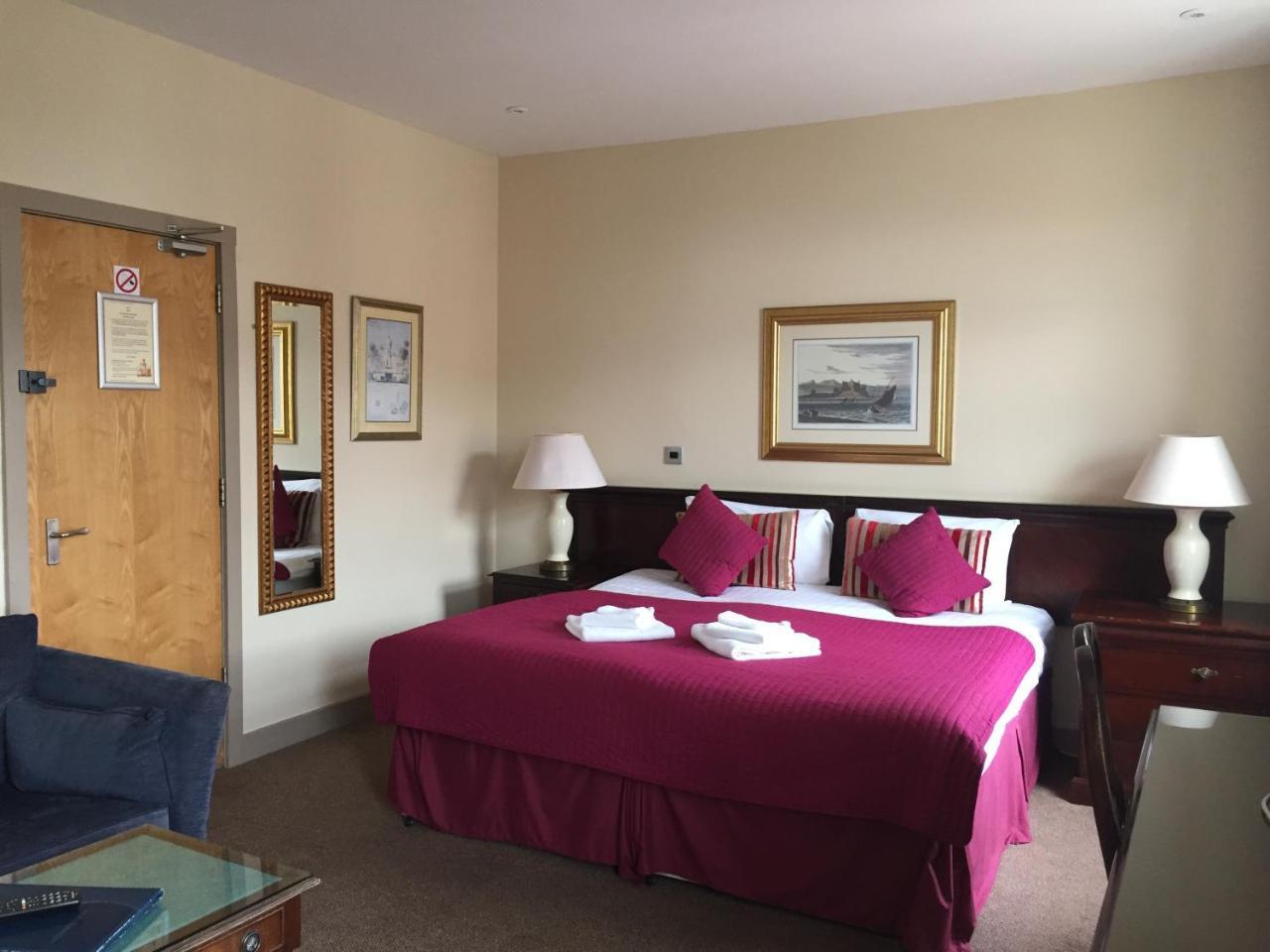 Deluxe Double Room with Bath