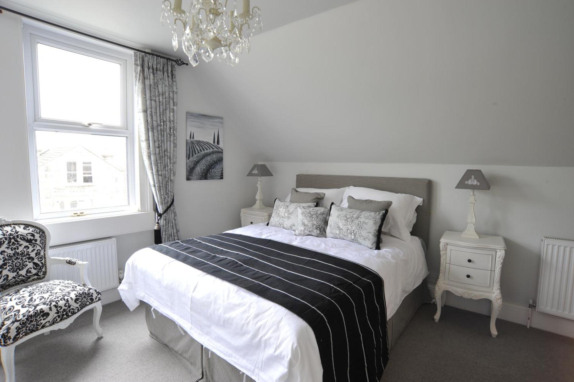 Luxury King Room,1580543145:JPEG