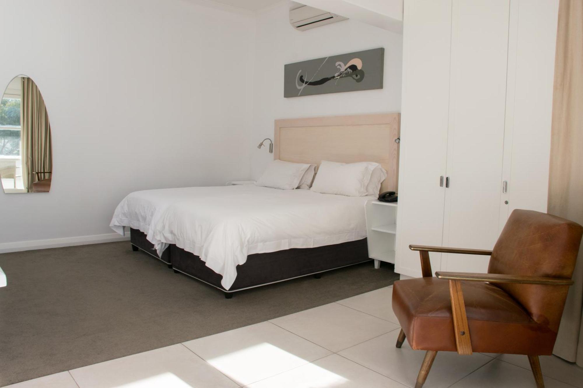 Deluxe Double Room,707215201:JPEG