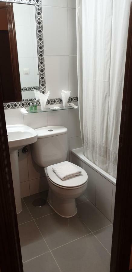 Budget Single Room