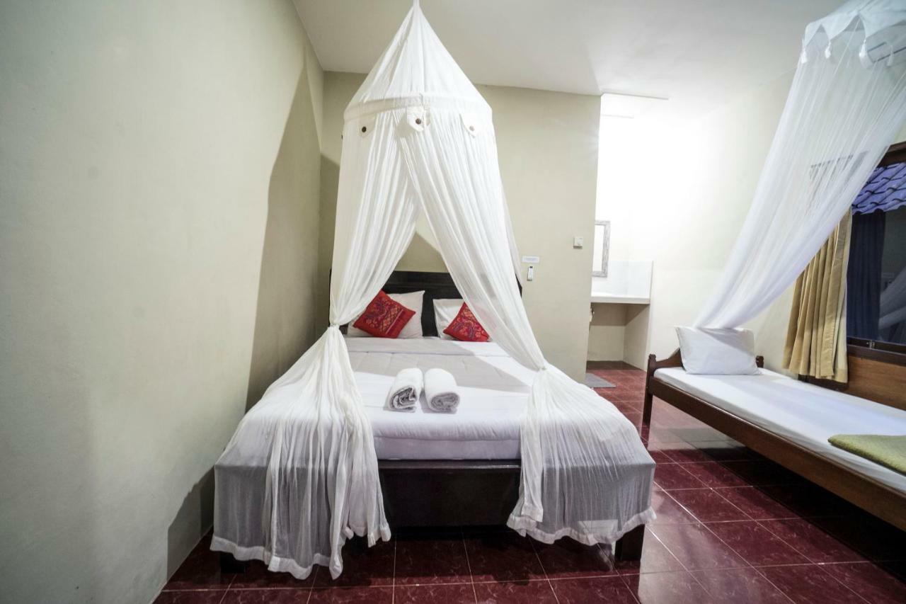 Double Room with Extra Bed with Garden View