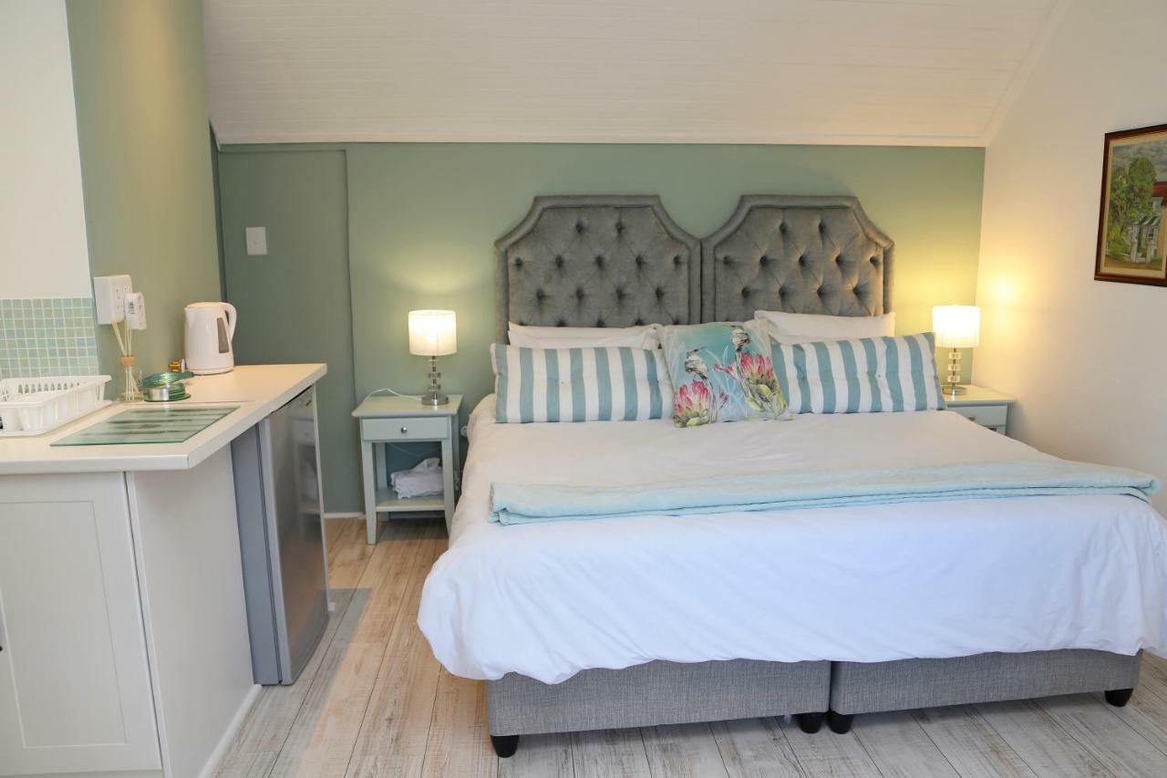 Deluxe King Suite
