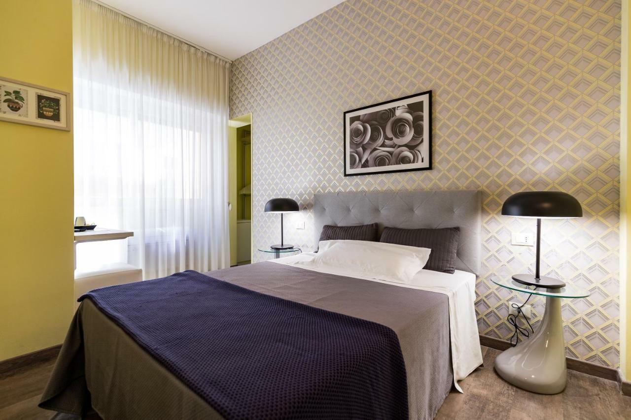 Large Single Room