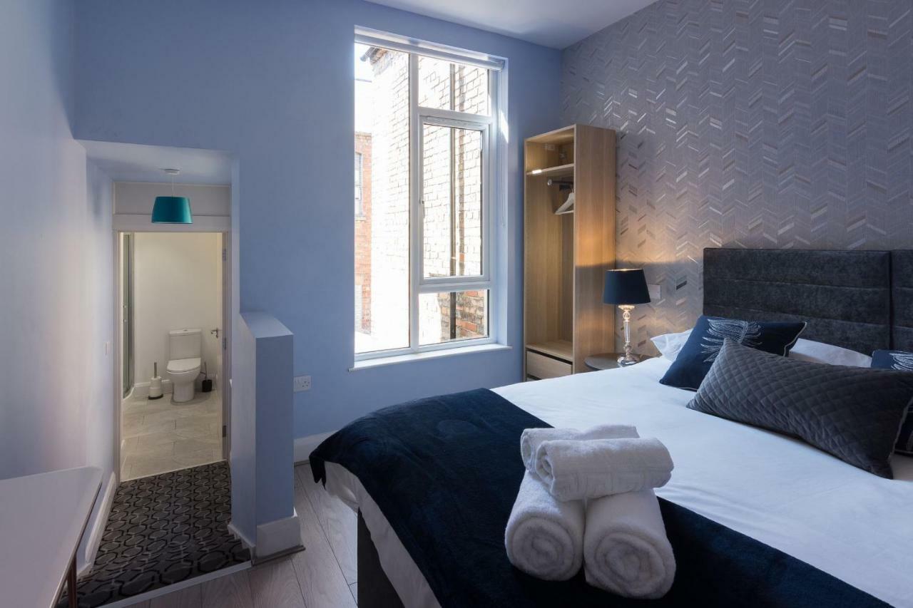 Deluxe Double Room with Shower