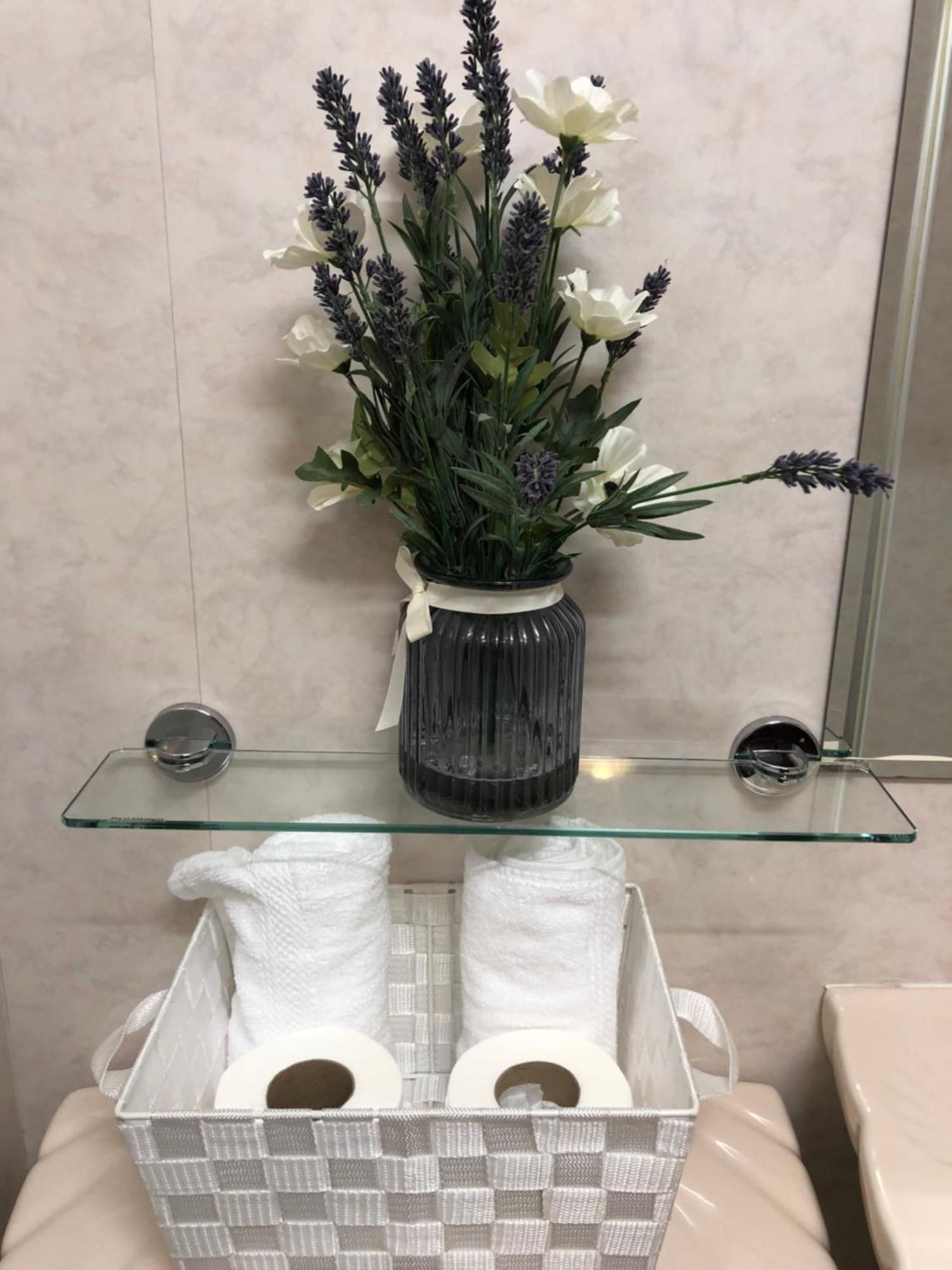 Single Room with Shared Bathroom