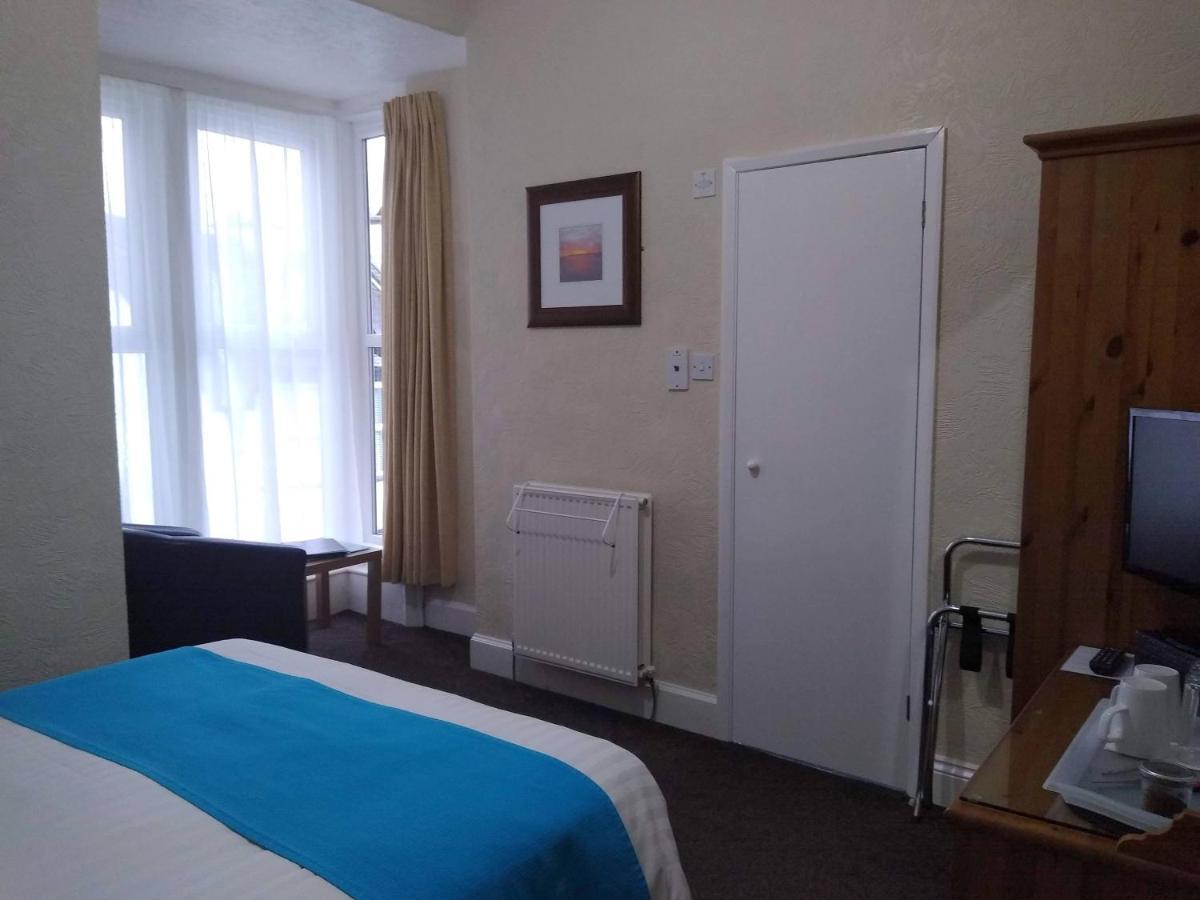 Double Room- Room 1