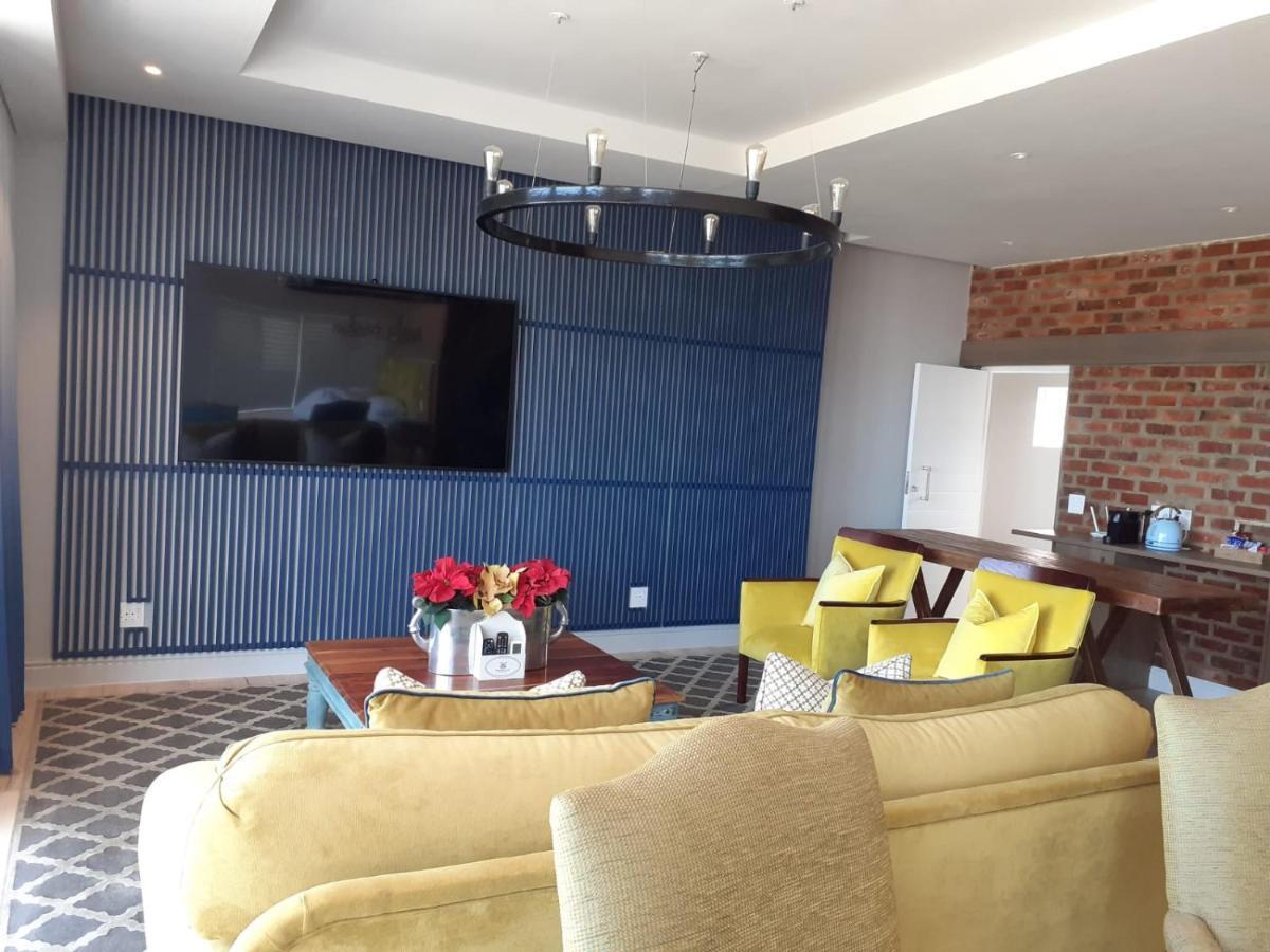 Penthouse Suite