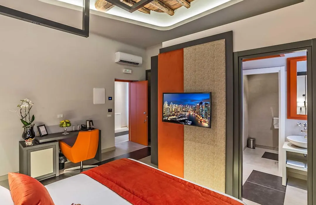 Via Veneto Prestige Rooms-1
