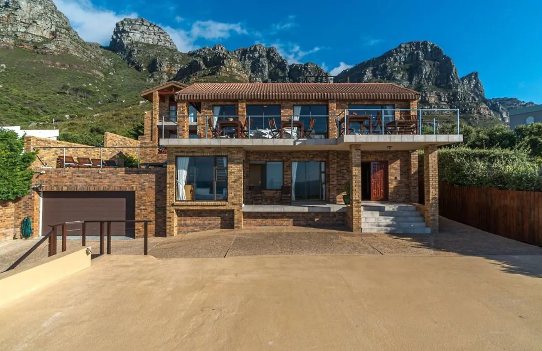 Auberge Cape Guesthouse-1