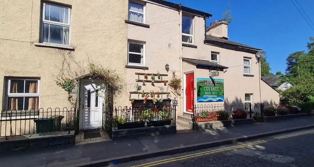 Holly Cottages-1