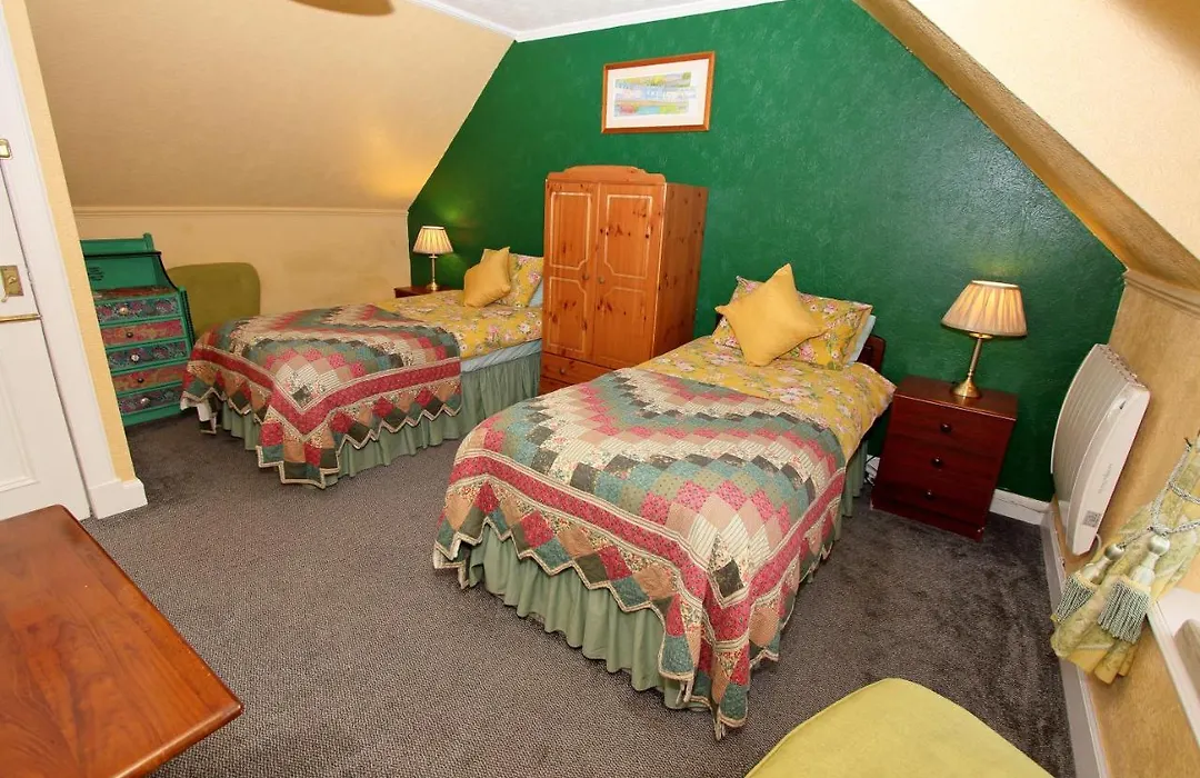 Braeside Guest Rooms-1