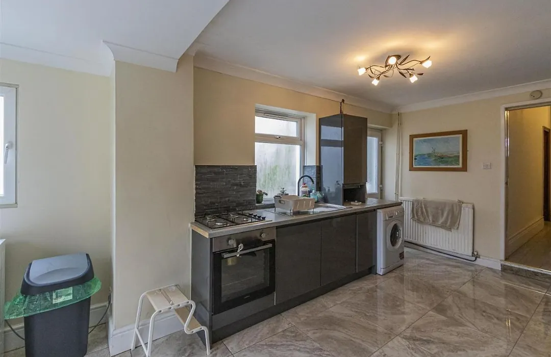 Millennium Stadium Guest House-1