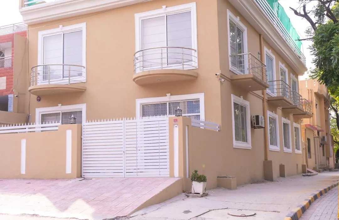 Islamabad Lodges-1