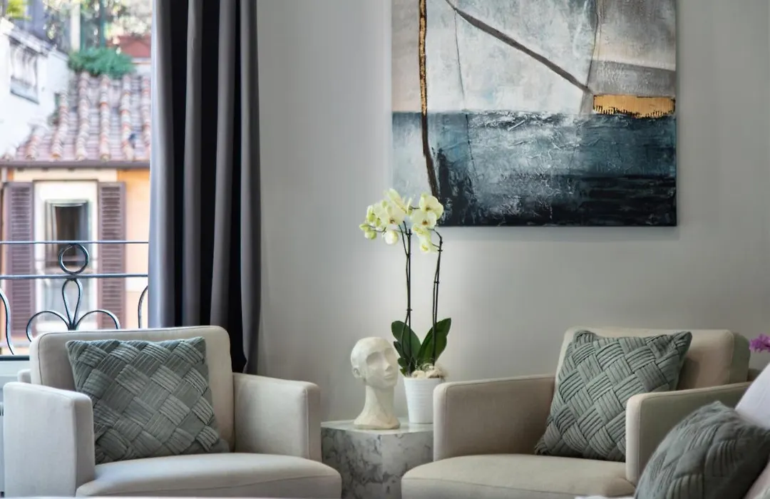 Fellini Design Suites-1