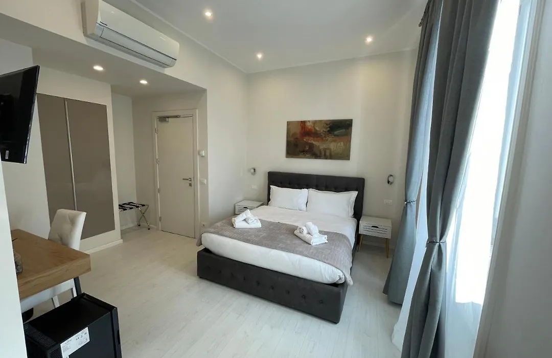 Quintus Luxury Suites-1