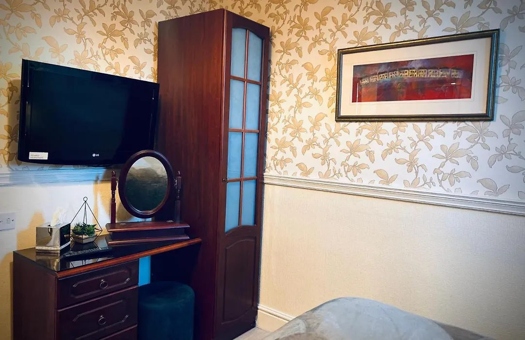 Ashleigh House-1