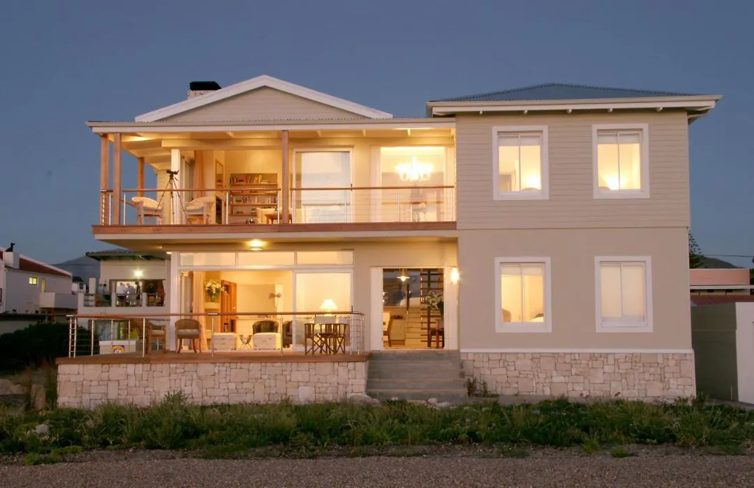 138 Marine Beachfront Guesthouse-1