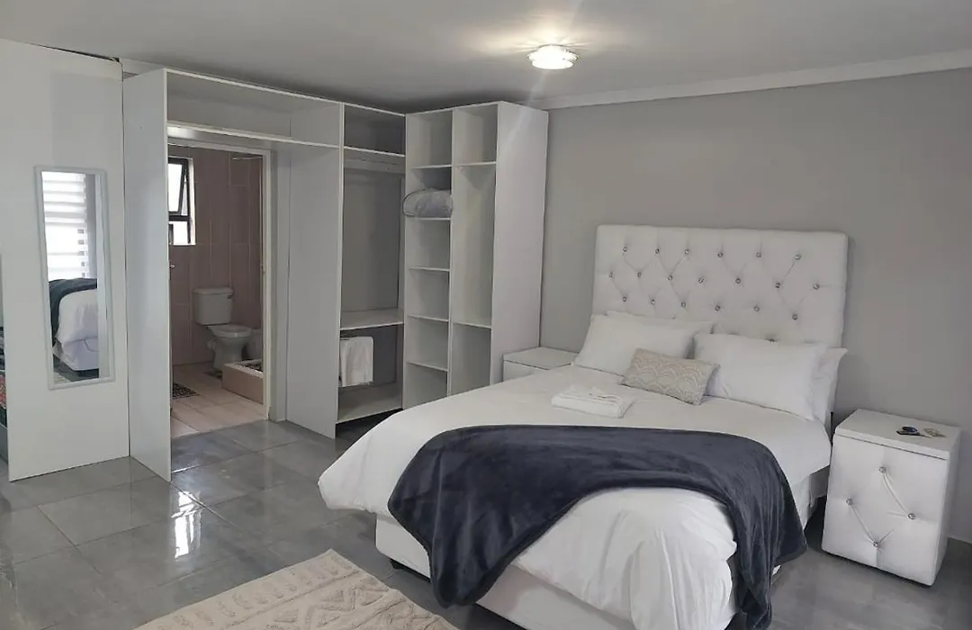 Lennox Guest House-1