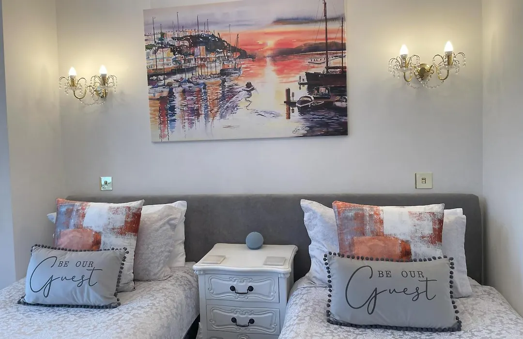Trefoil Guest House-1