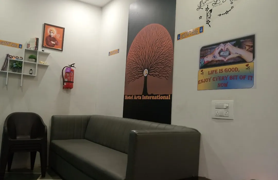 Hotel Arts International-1