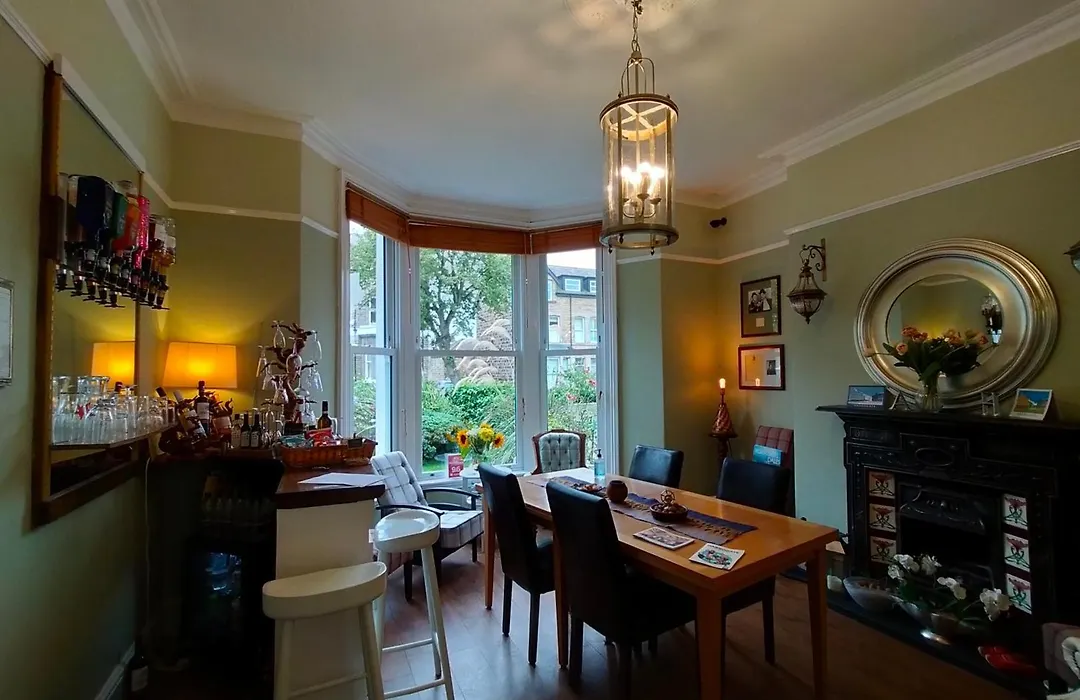Arden House-1