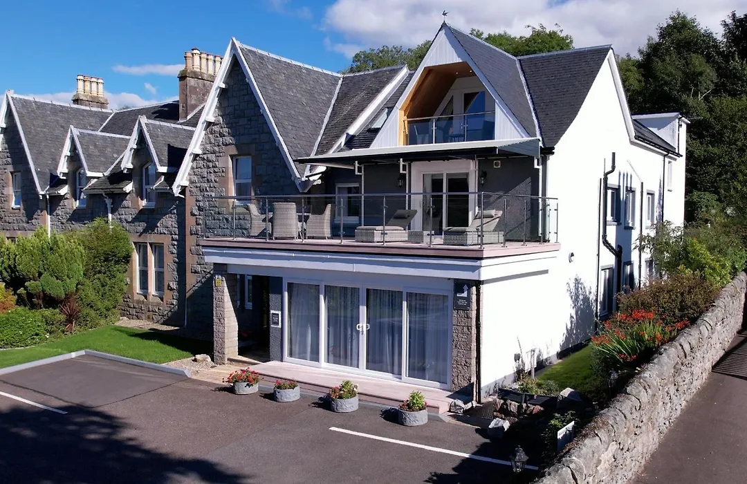 Lochiel Villa Guest House-1