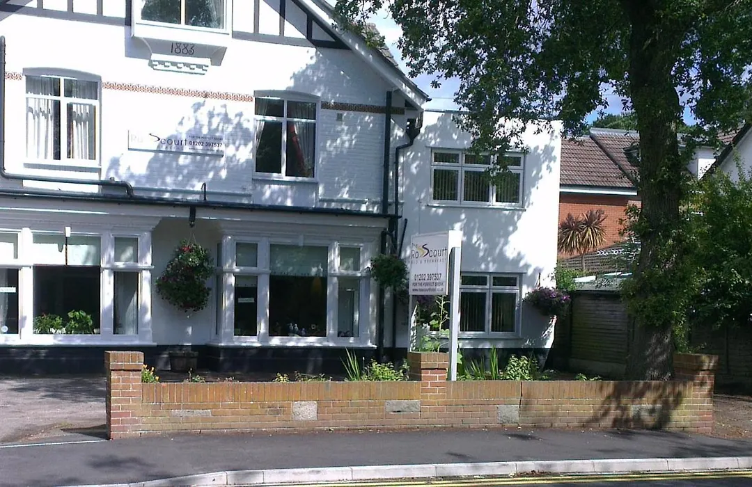 The Rosscourt Hotel (Adults Only)-1