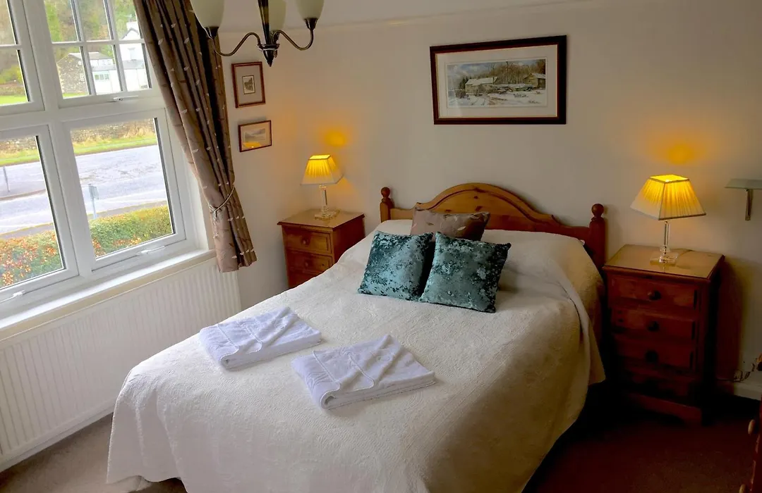 Meadowcroft Guest House-1