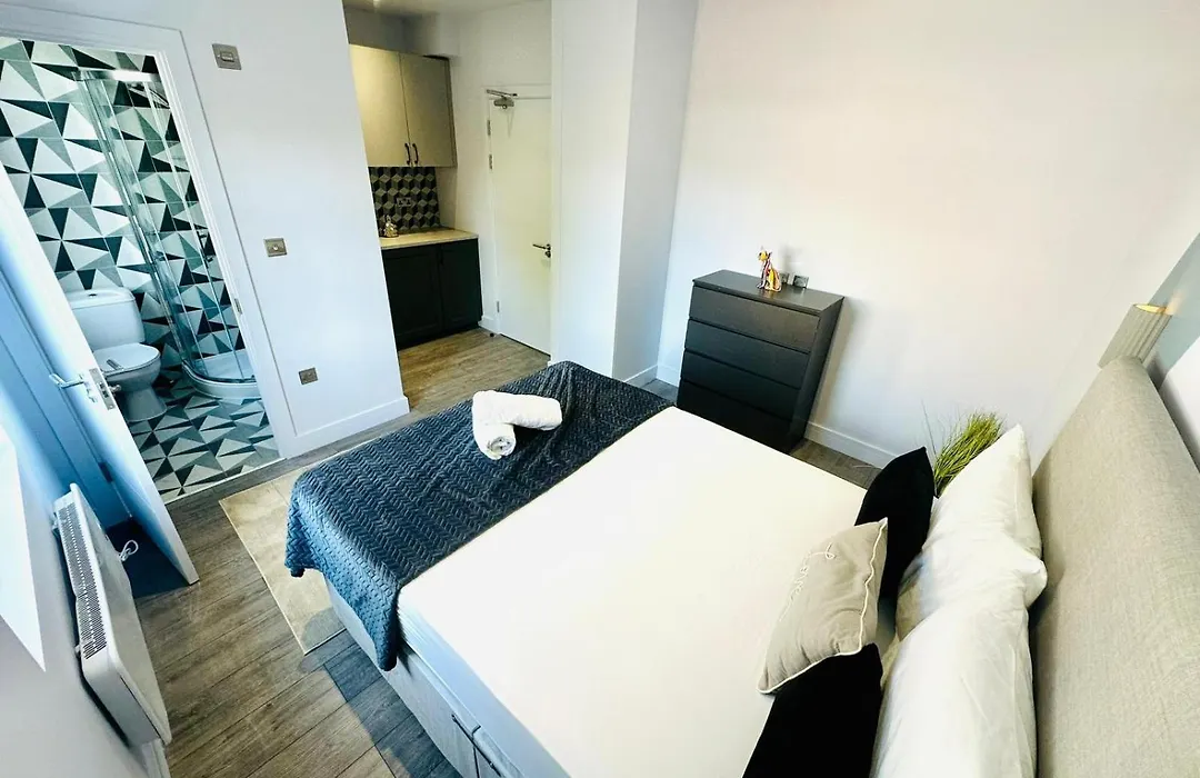 London Sw18 Top Studios Great Location Perfect For Tourist-1