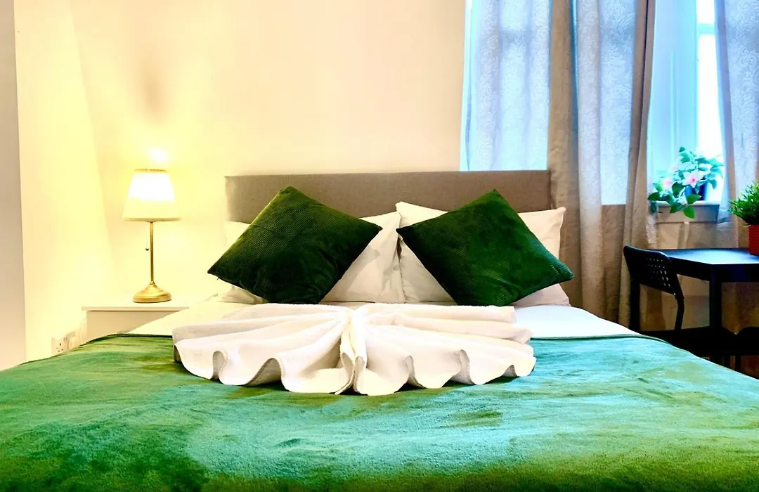 Aldgate East B&B-1