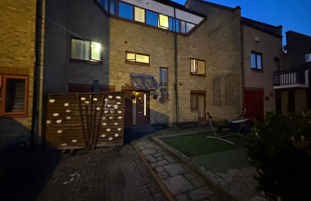Cozy Rooms Near Central London-1