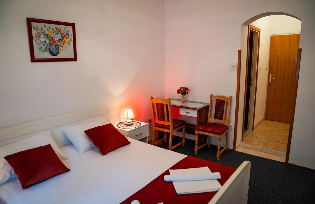 Guest House Cesic-1