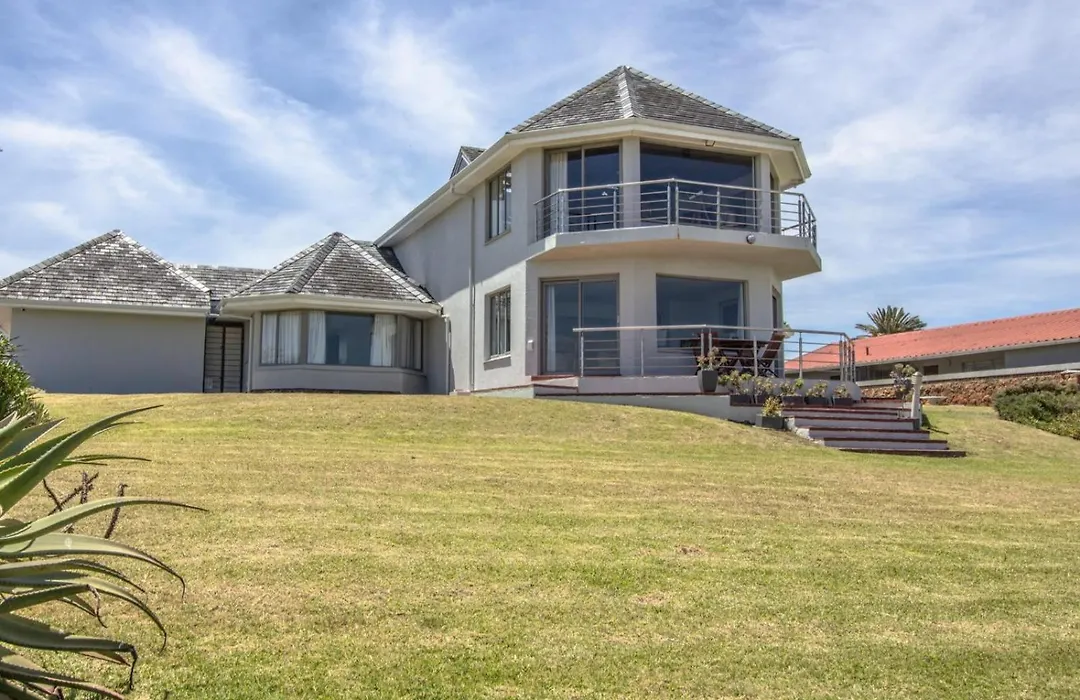 Sandbaai Country House-1