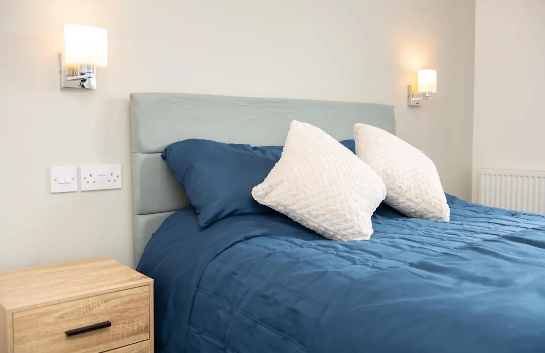 Cara Lodge, Comfortable Self Check-In En-Suite Guest Rooms-1