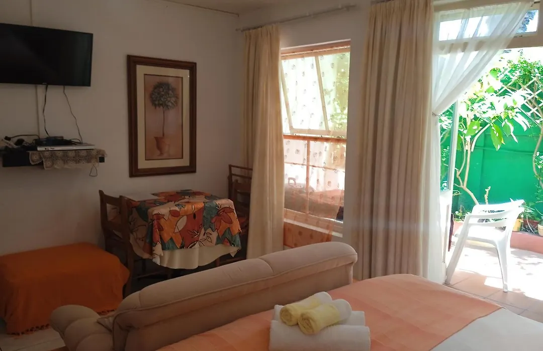 Norfolk Guest House-1