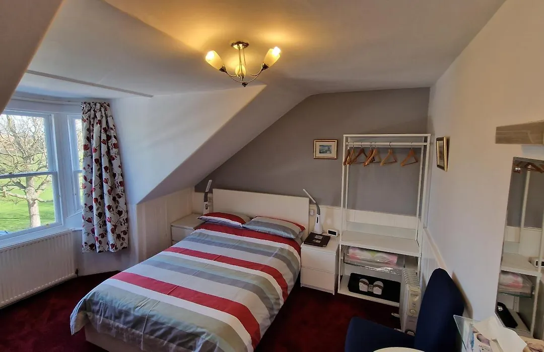 Mackenzie Guest House-1