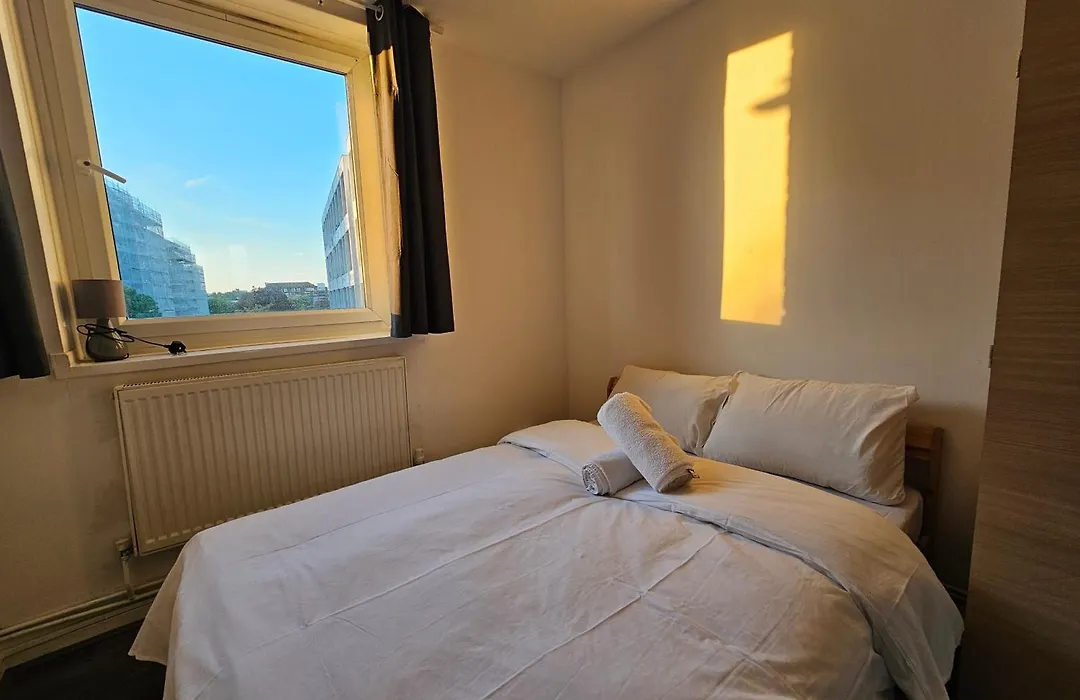 Wapping Stay-1