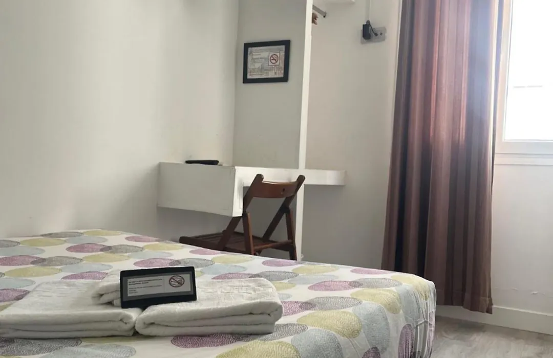 Hostal Abril Madrid-1