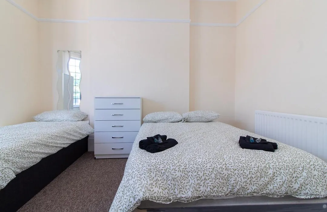 Brookvale Guest House Room 1-1