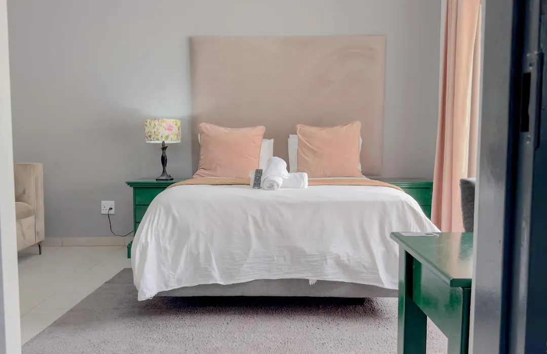Amoris Guesthouse - Hillcrest Brooklyn-1