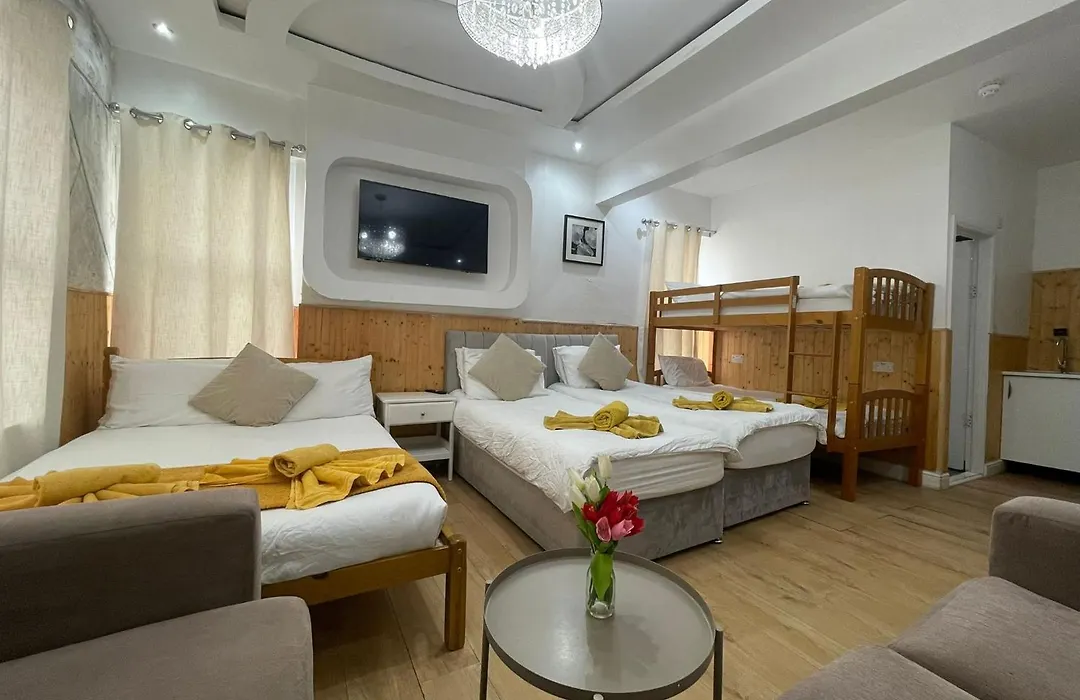 Ariana House Hotel-Families And Couples Only-1