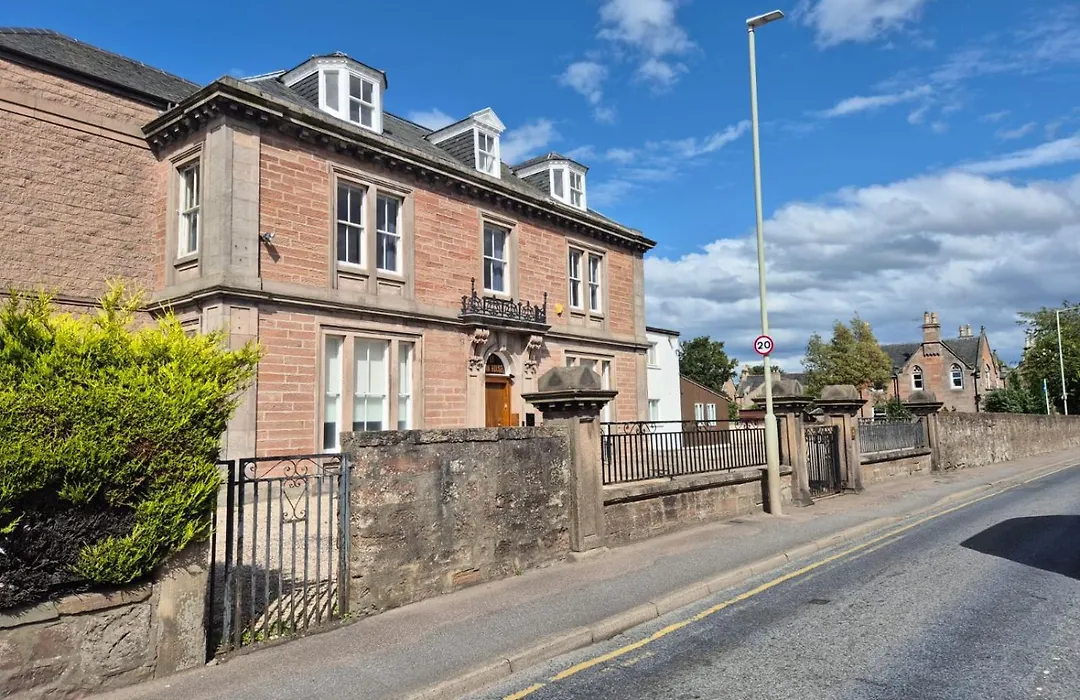 Bank House-1