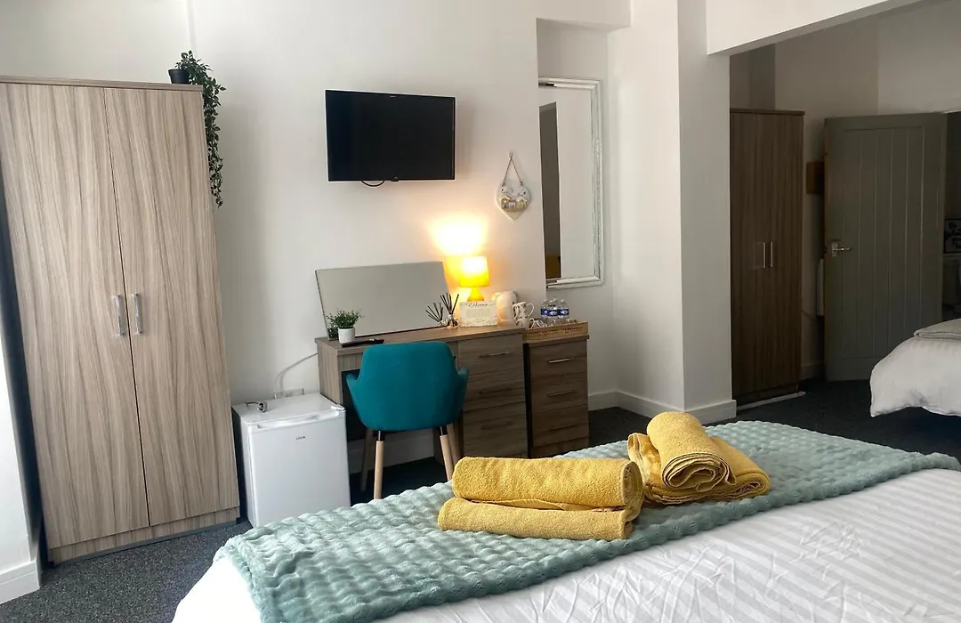 Porthcawl Heritage Guest House-1