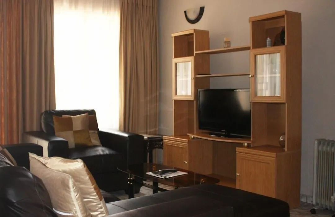 Eagles Nest Lodge-1