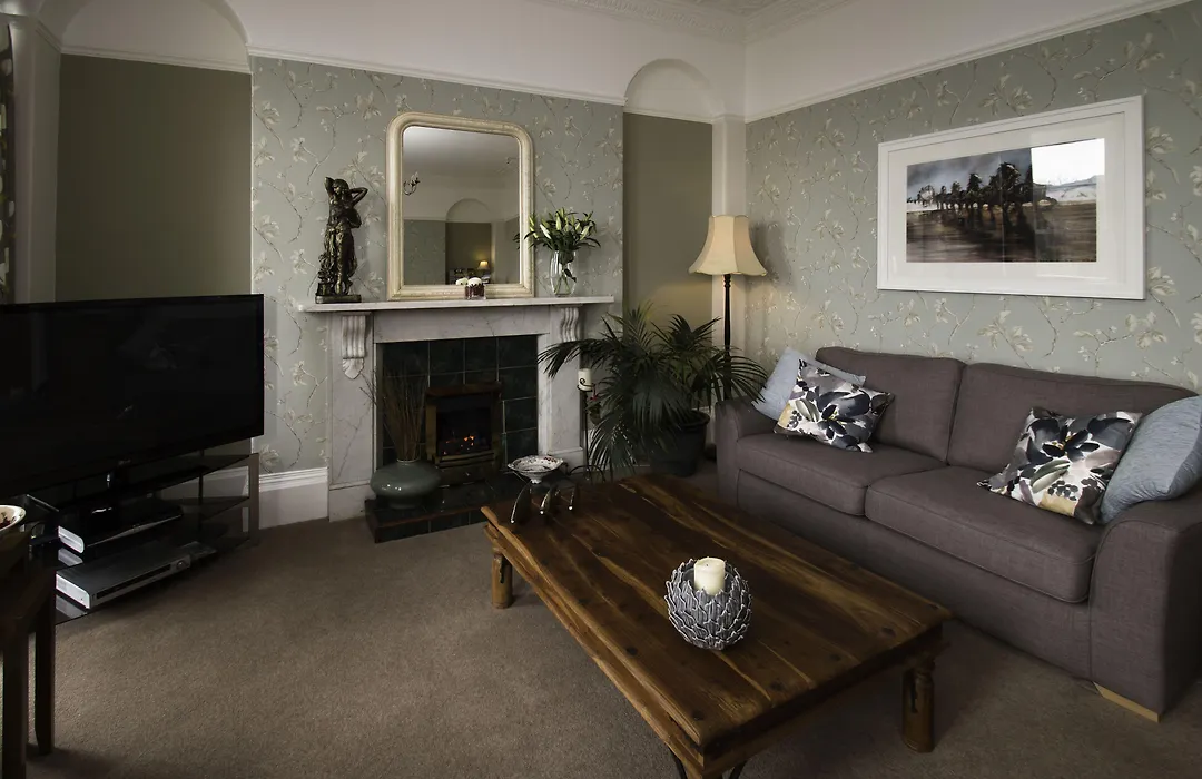 The Collingdale Guest House-1