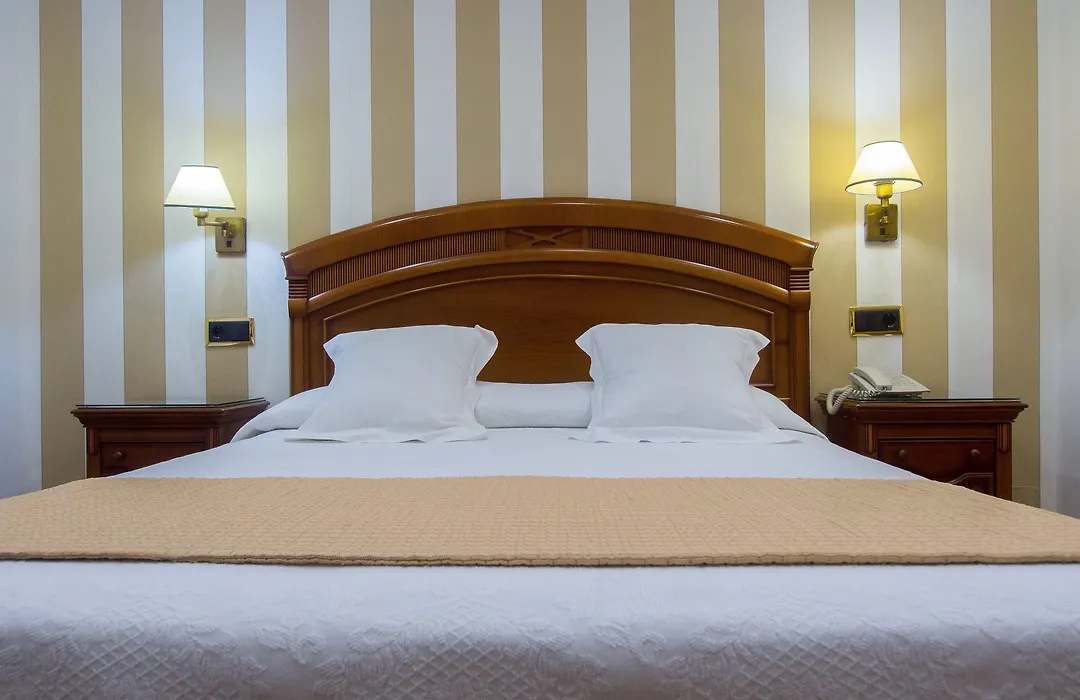 Hostal Oriente-1