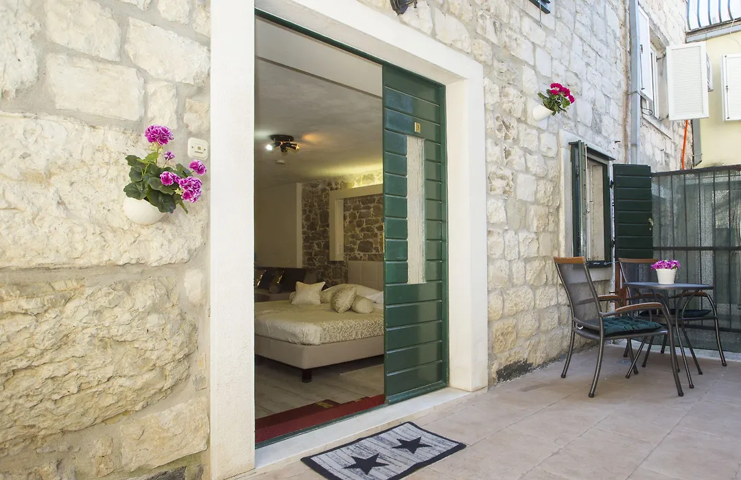 Authentic Luxury Rooms-1