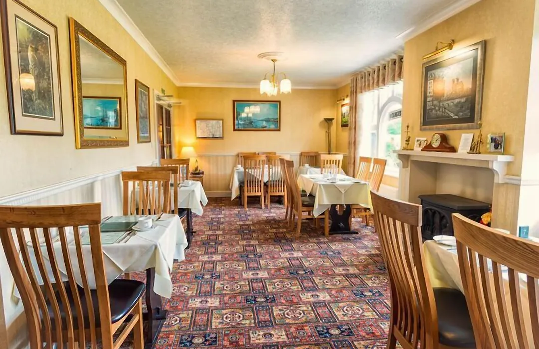 Meadowcroft Guest House-1